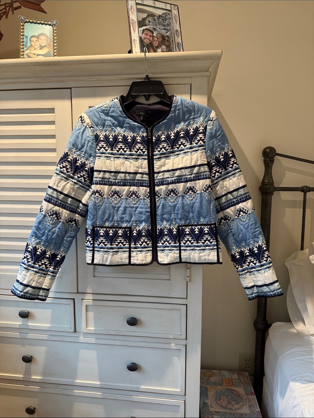 DREW Blue and White Quilted Nordic-Pattern Cropped Jacket